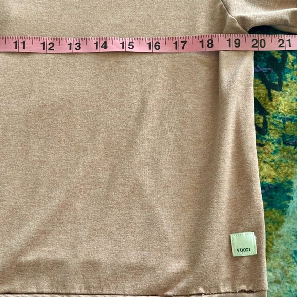 Vuori Women's Pink Long Sleeve Top - Picture 13 of 15